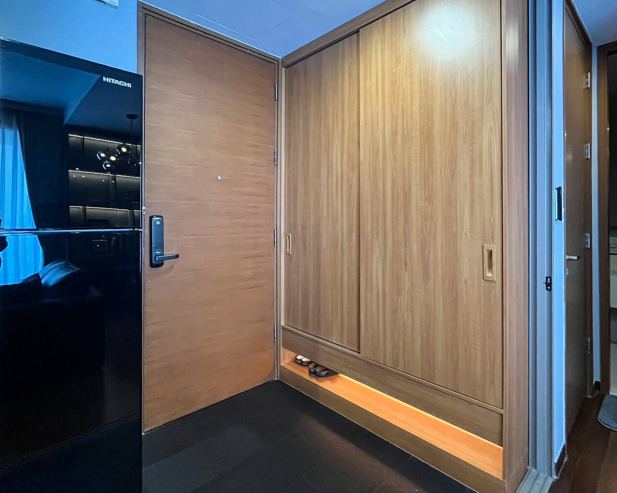 Entrance area Spacious 2-Bedroom Condo in Thonglor, Just 200m from BTS Thong Lor