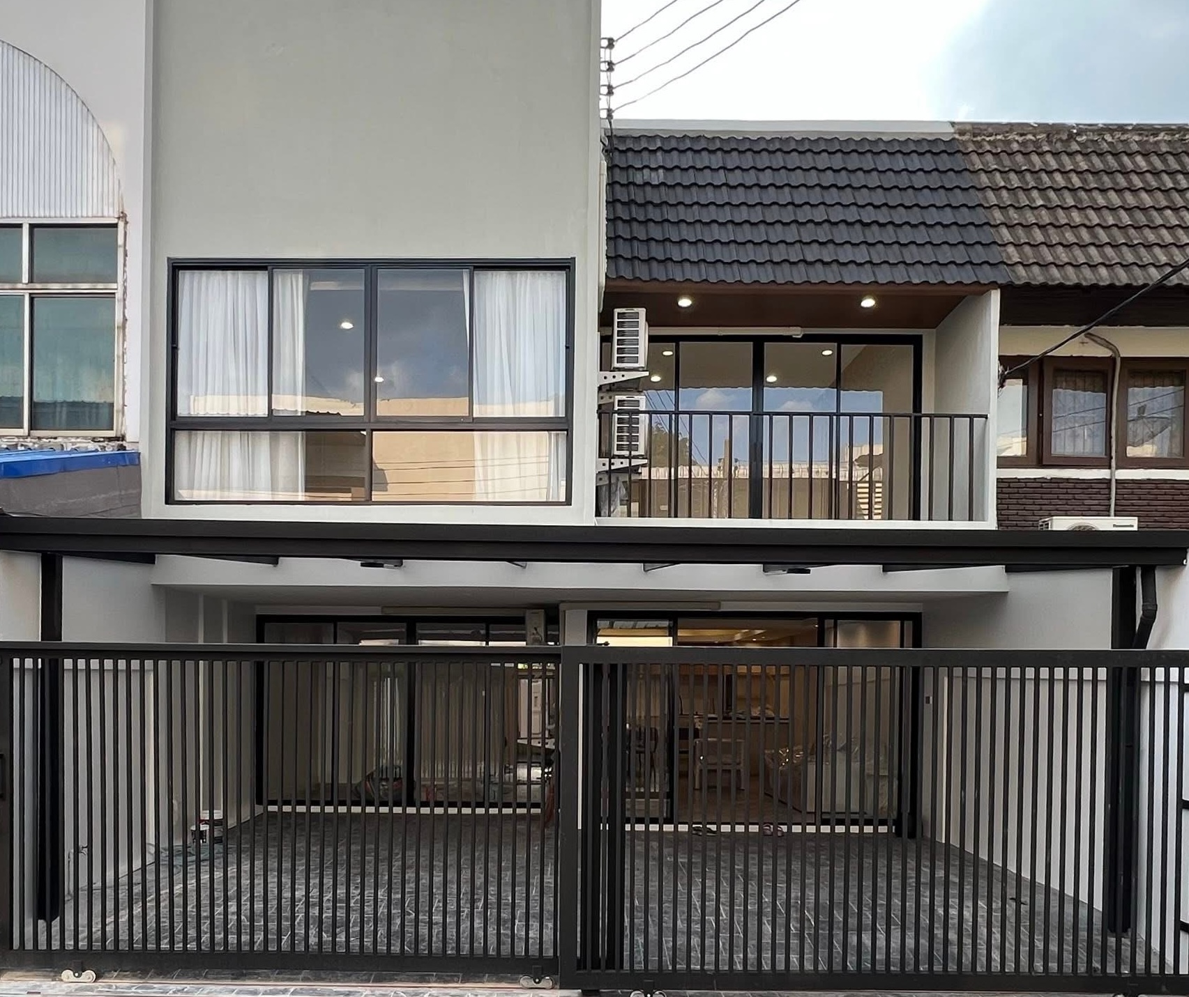House for sale in Ekkamai