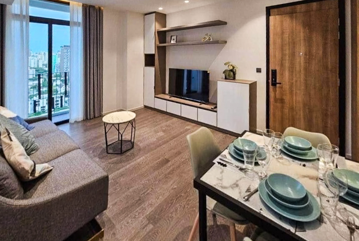 For Rent – Muniq Sukhumvit 23 | 2 Bedroom Pet-Friendly Condo Near BTS Asoke