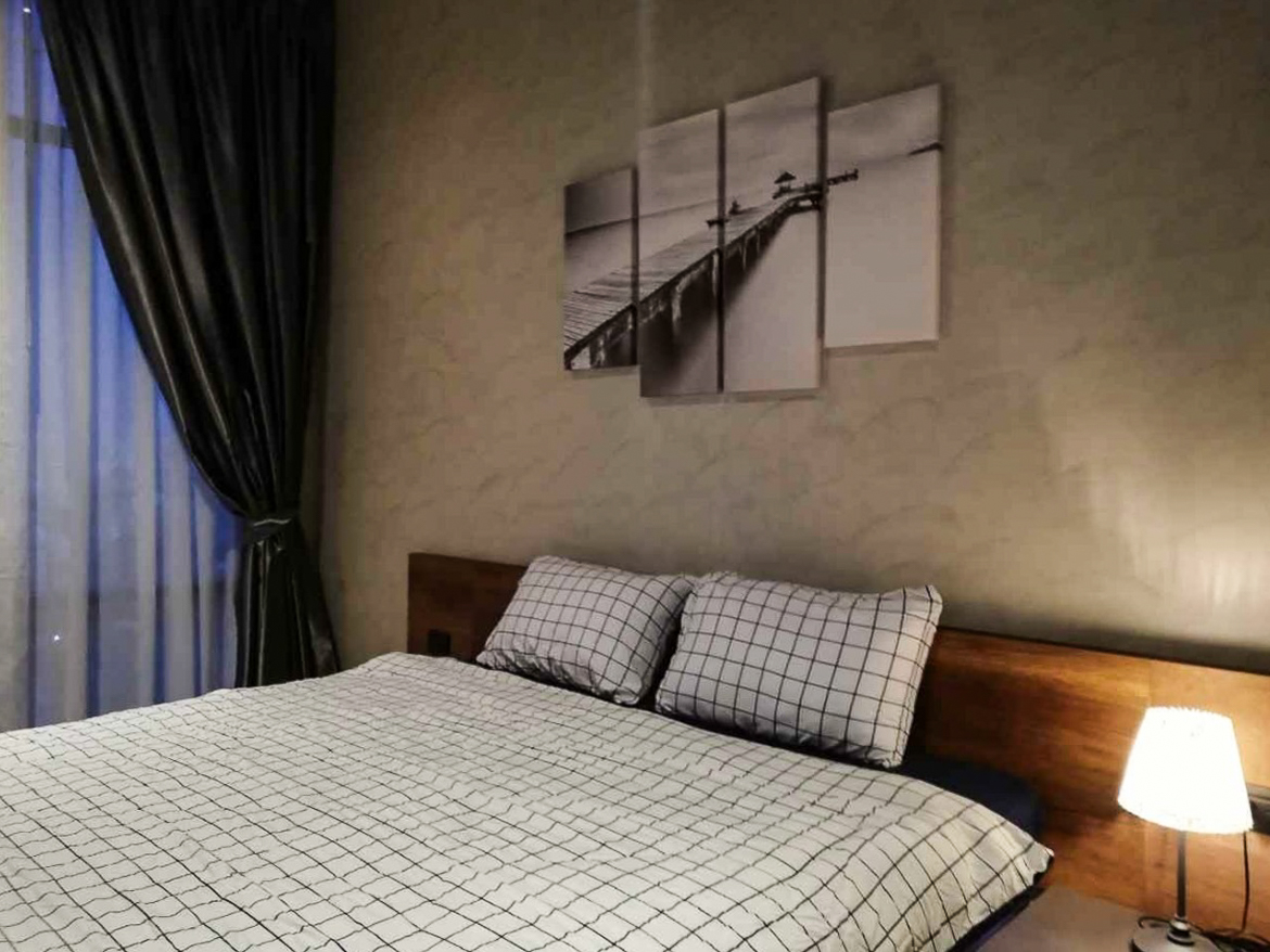 Modern Two Bedroom Condo for Rent at the Lofts Asoke
