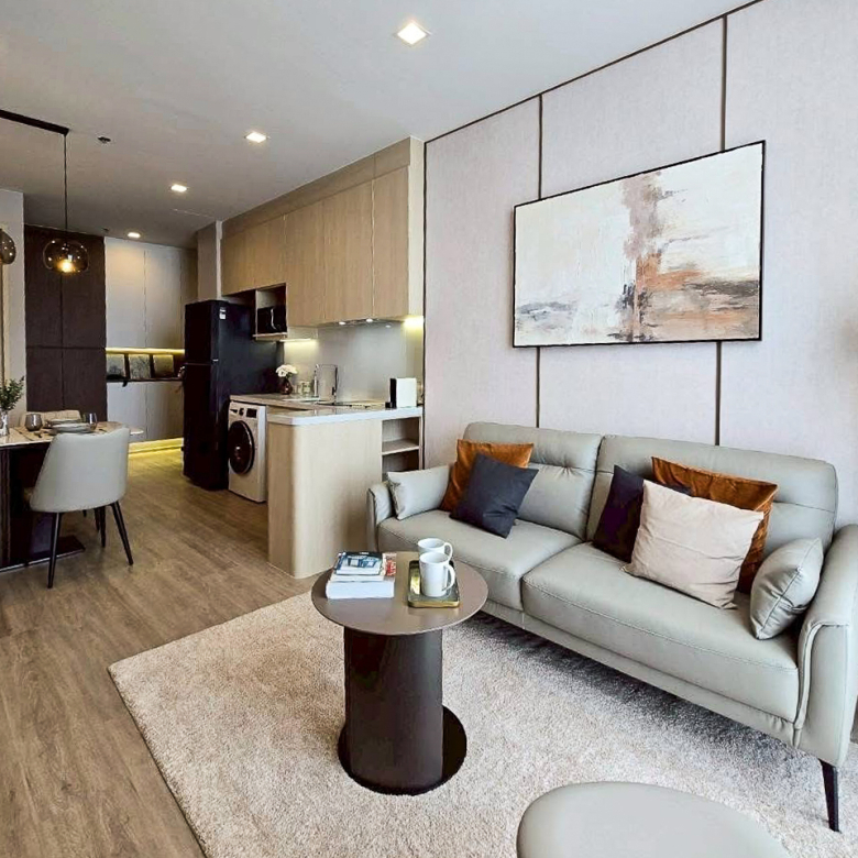 Modern 2-bedroom condo for rent at Noble State 39, 29th-floor corner unit with unblocked view. Fully furnished, 500m to BTS Phrom Phong & EmQuartier. 68,000 THB/month.