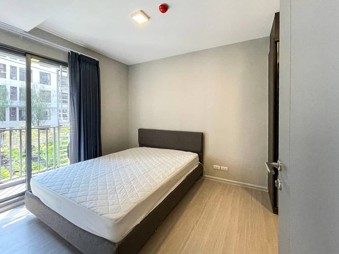 Modern 1-bedroom condo for rent at Quintara Phume Sukhumvit 39, fully furnished with full facilities, near BTS Phrom Phong. 34.85 sq.m., only 21,000 THB/month.