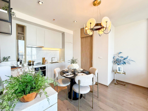 Luxury 2-bedroom duplex condo for sale at Park Origin Phrom Phong, 88 sqm on the 45th floor, fully furnished with exclusive Christian Dior decor. Stunning panoramic city views. Walk to BTS Phrom Phong and EmQuartier. Only 19.99 MB.