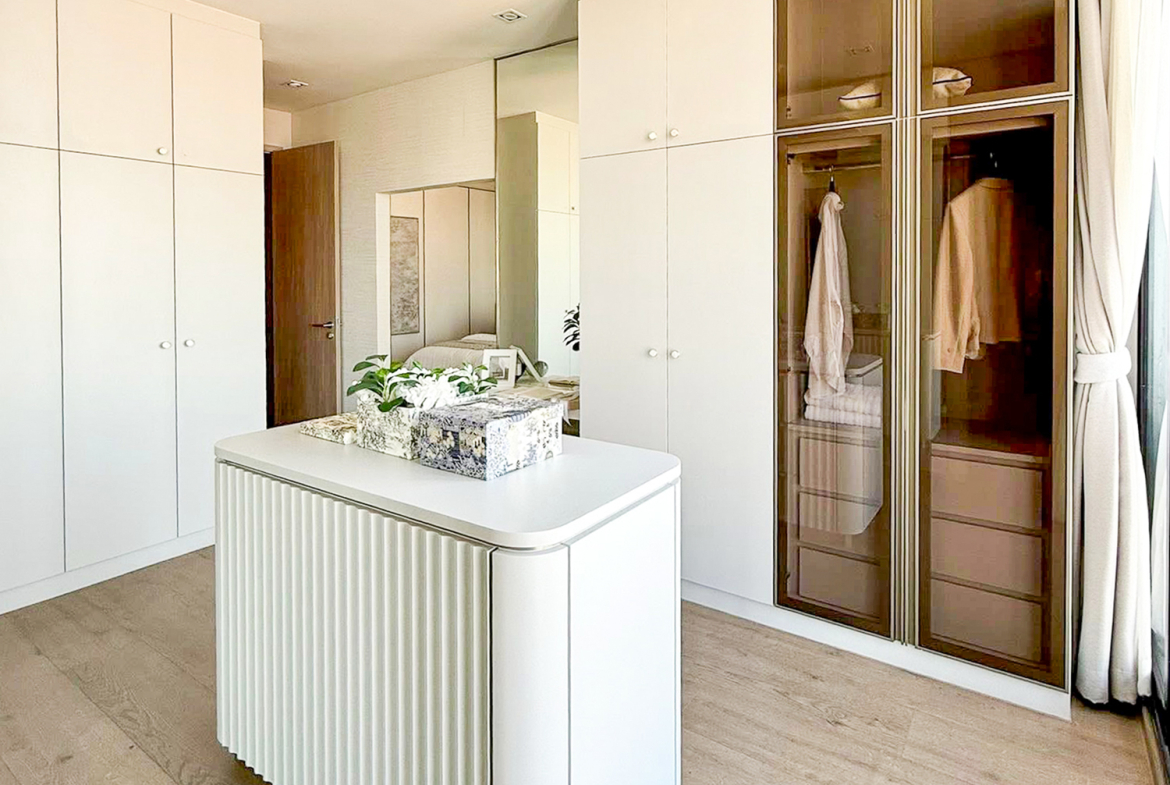 Luxury 2-bedroom duplex condo for sale at Park Origin Phrom Phong, 88 sqm on the 45th floor, fully furnished with exclusive Christian Dior decor. Stunning panoramic city views. Walk to BTS Phrom Phong and EmQuartier. Only 19.99 MB.