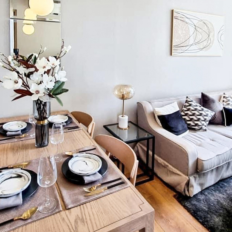 Modern 2-bedroom condo for rent at Park Origin 24, Phrom Phong. Fully furnished, garden view, 52 sqm, luxury amenities, near BTS & EM District. Rent: 45,000 THB/month.