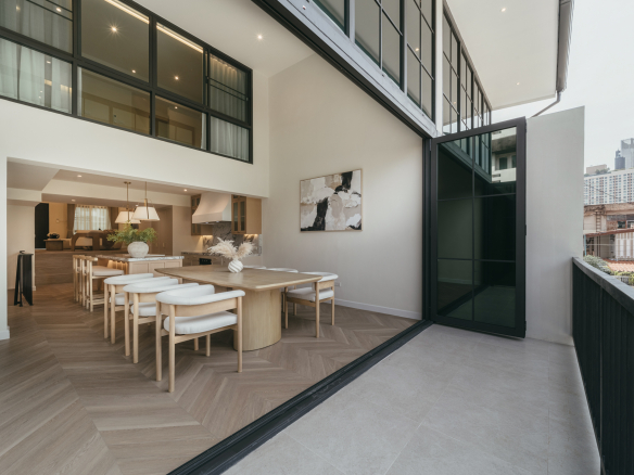 Luxury Townhome for Rent or Sale Near Ekkamai–Thonglor | Walk to BTS Phra Khanong