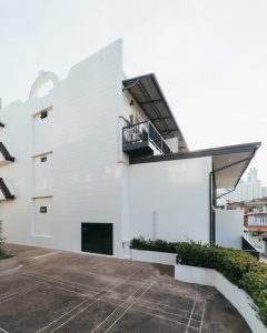 Luxury Townhome for Rent or Sale Near Ekkamai–Thonglor | Walk to BTS Phra Khanong
