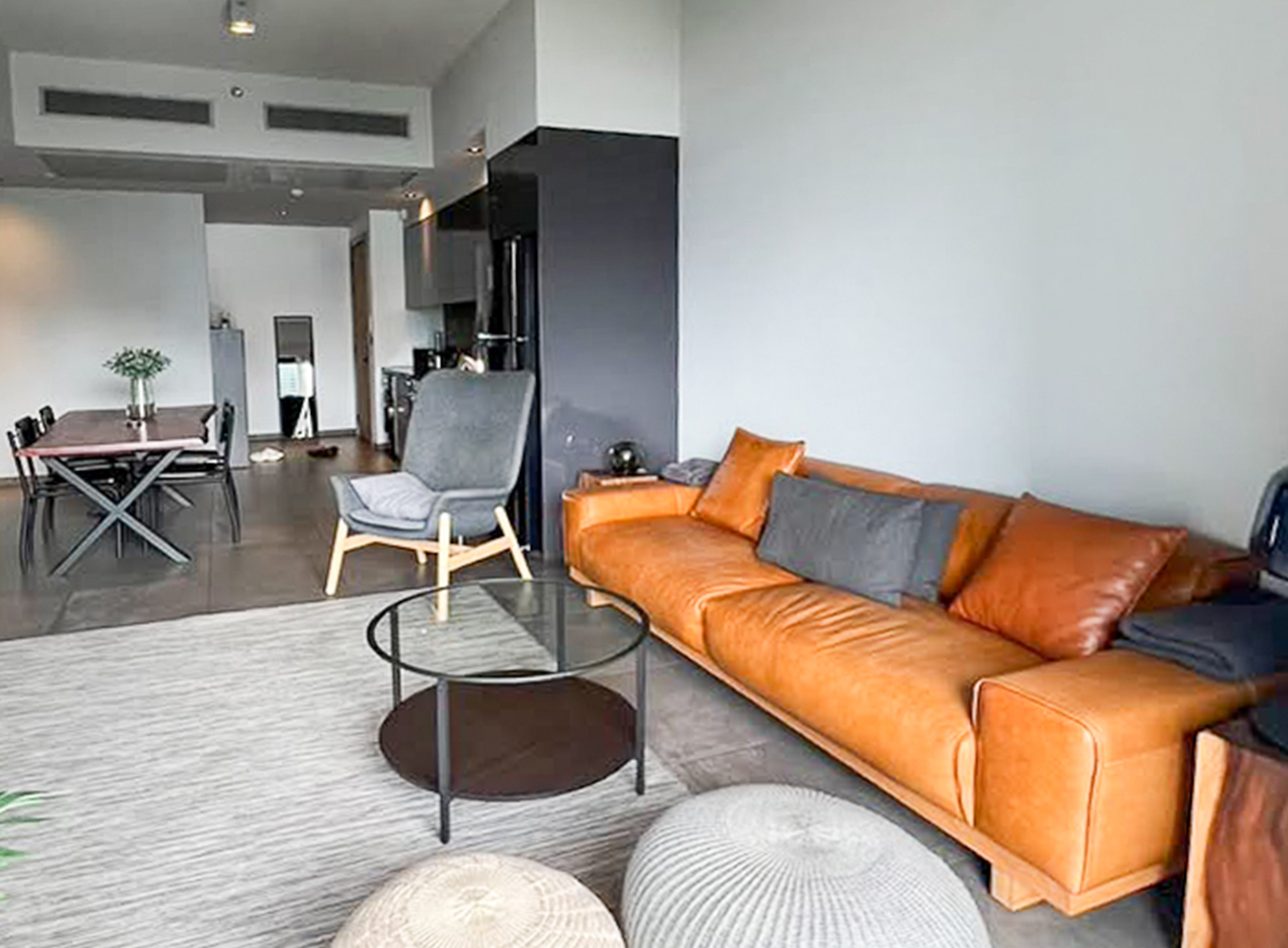 Modern 2-bedroom condo for rent at The Loft Asoke, 87 sqm, fully furnished, quiet city view, 8th floor. Includes kitchen, washer-dryer, 2 TVs. Rent 75,000 THB/month.