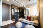For rent at The ESSE Sukhumvit 36 – 1BR luxury condo near BTS Thonglor. 31st floor, unblocked view, 43 sqm, saltwater pool, onsen, gym, golf room. 55,000 THB/month.