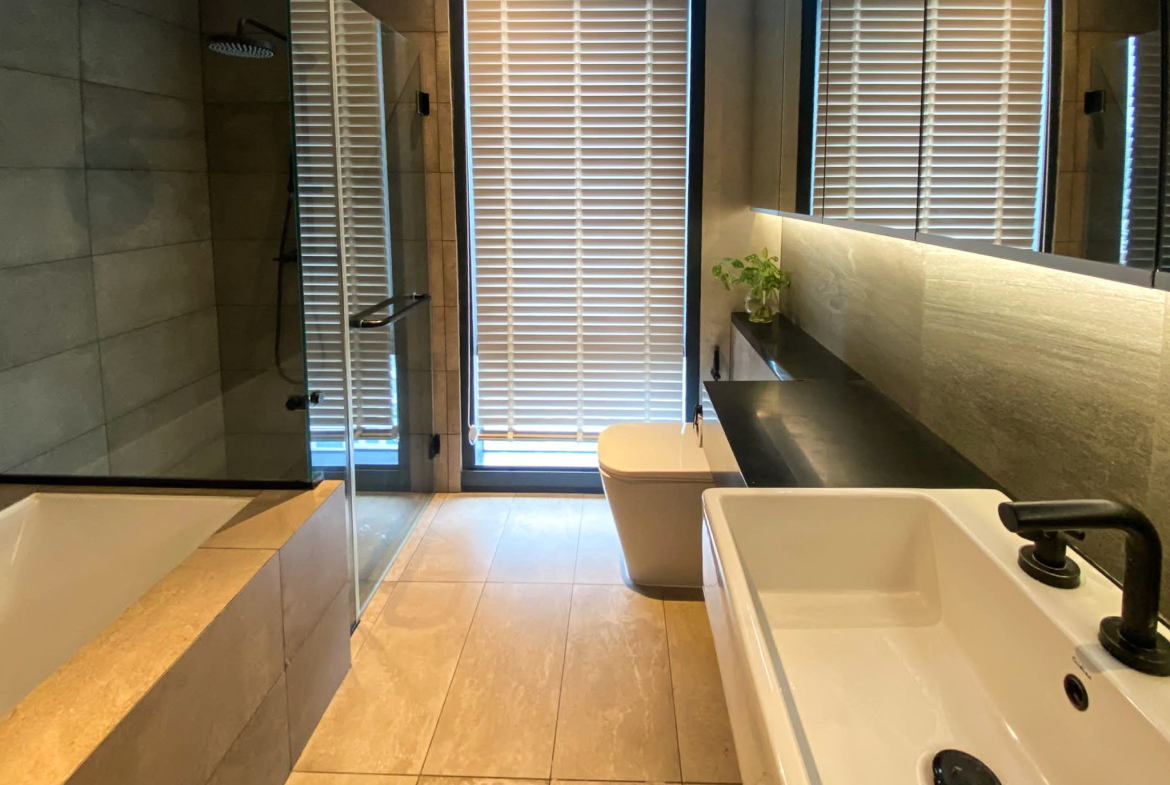 Rent this high-floor 2-bedroom condo at The Lofts Asoke with stunning city views, premium appliances, and luxury amenities. Prime Asoke location. 65,000 THB/month.