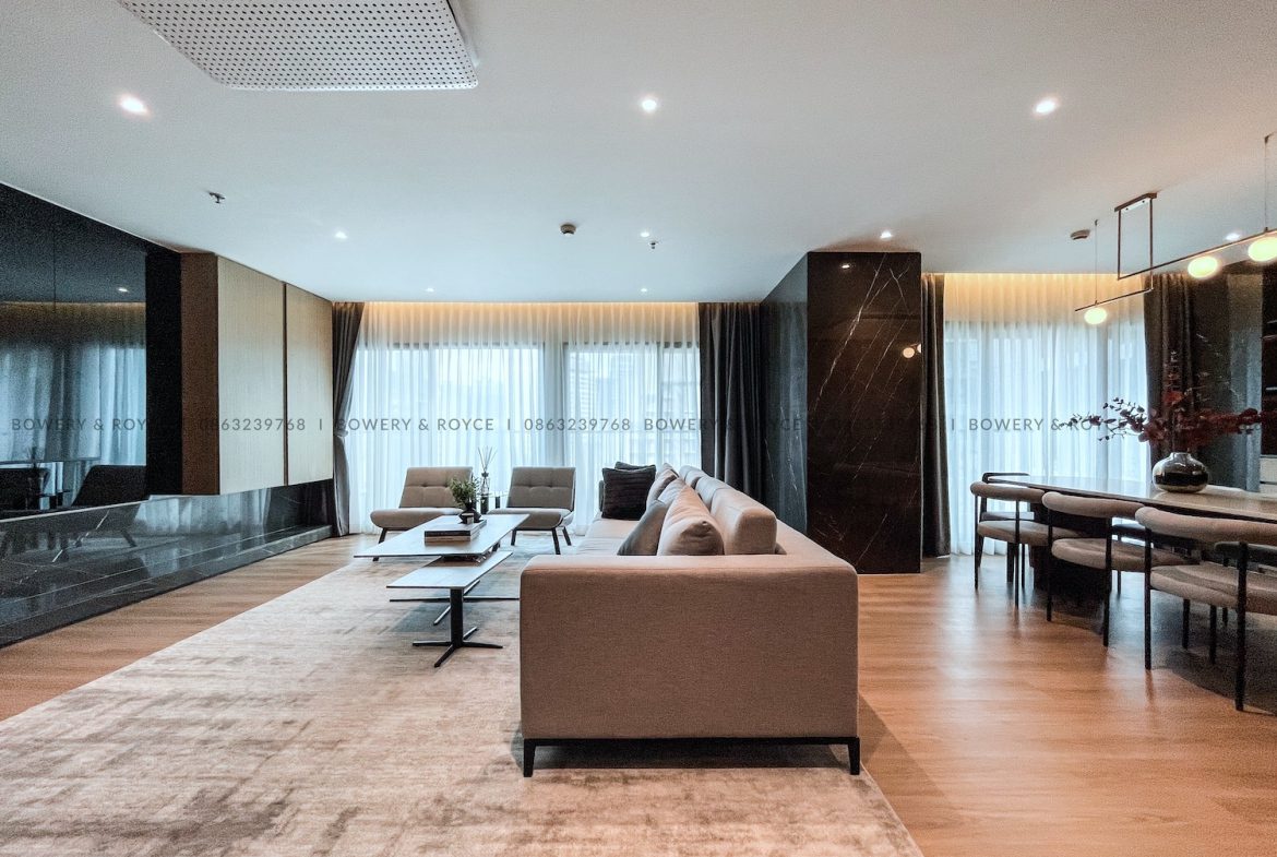 Stunning Two Bedroom Plus Office for Sale in Thong Lor