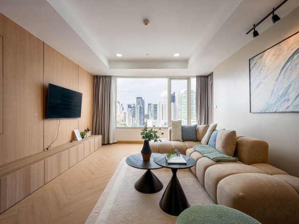 Spacious Renovated Condo for Sale in Thonglor – 2 Bedrooms, High Floor, 90.15 SQM