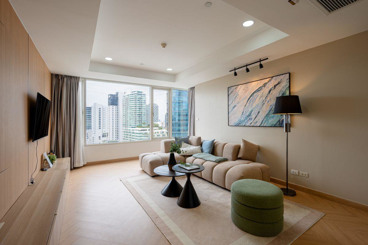 Spacious Renovated Condo for Sale in Thonglor – 2 Bedrooms, High Floor, 90.15 SQM
