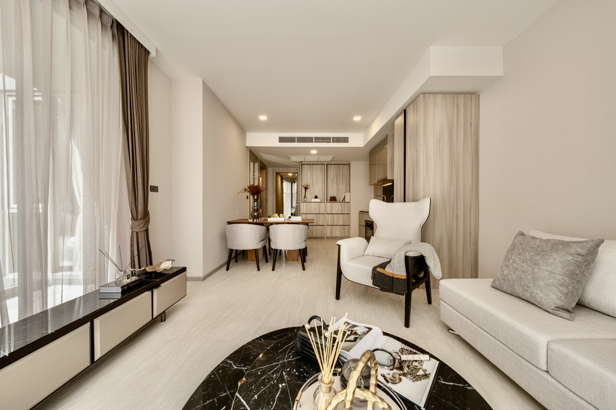 Cozy Two-Bedroom Condo in Sukhumvit 31 – For Rent