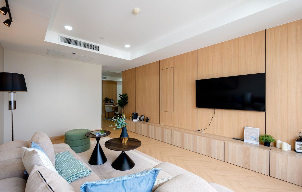 Spacious Renovated Condo for Sale in Thonglor – 2 Bedrooms, High Floor, 90.15 SQM