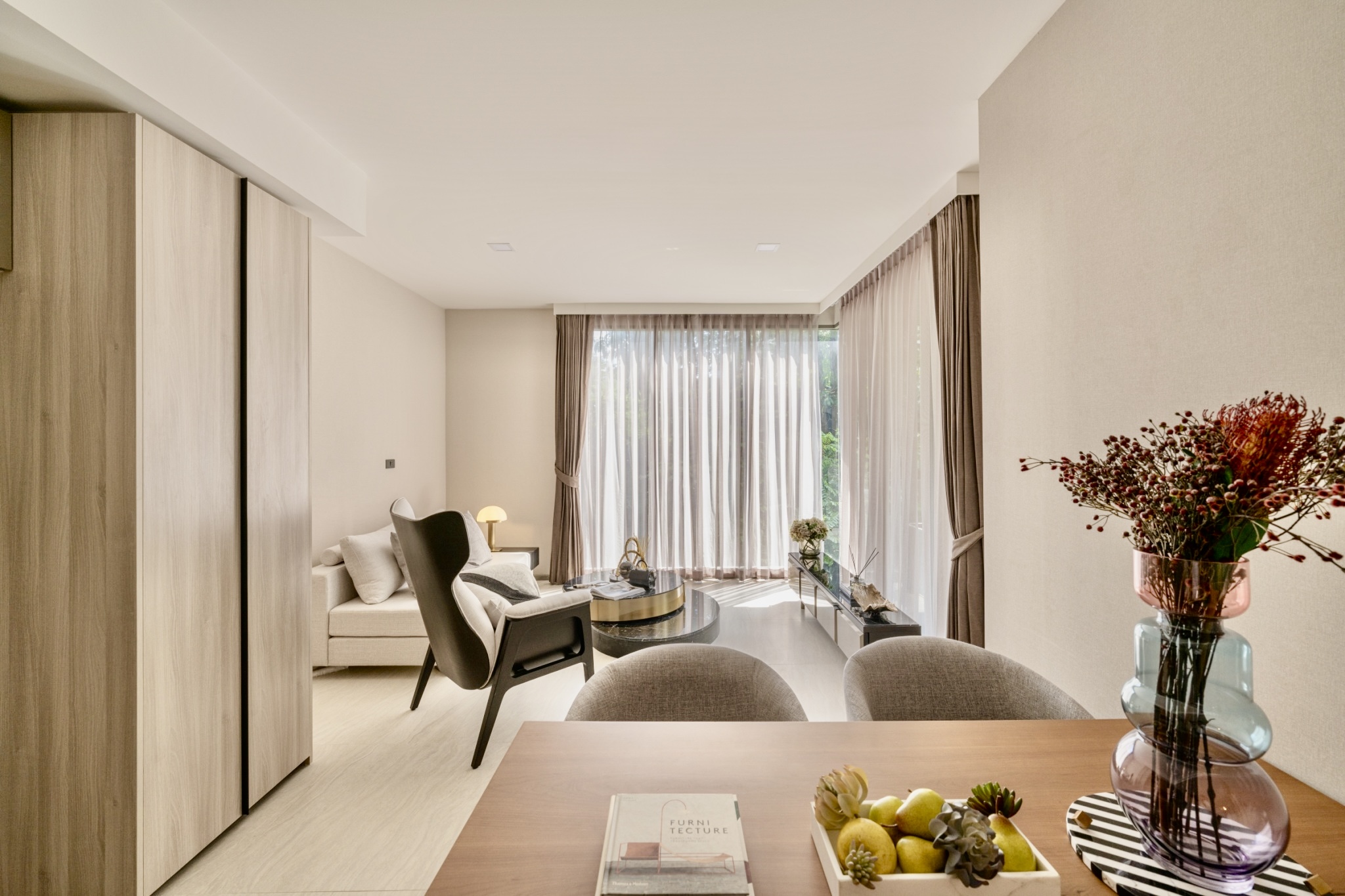 Cozy Two-Bedroom Condo in Sukhumvit 31 – For Rent