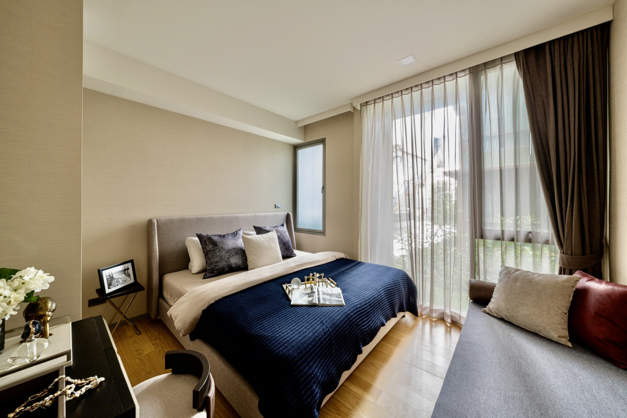 Cozy Two-Bedroom Condo in Sukhumvit 31 – For Rent