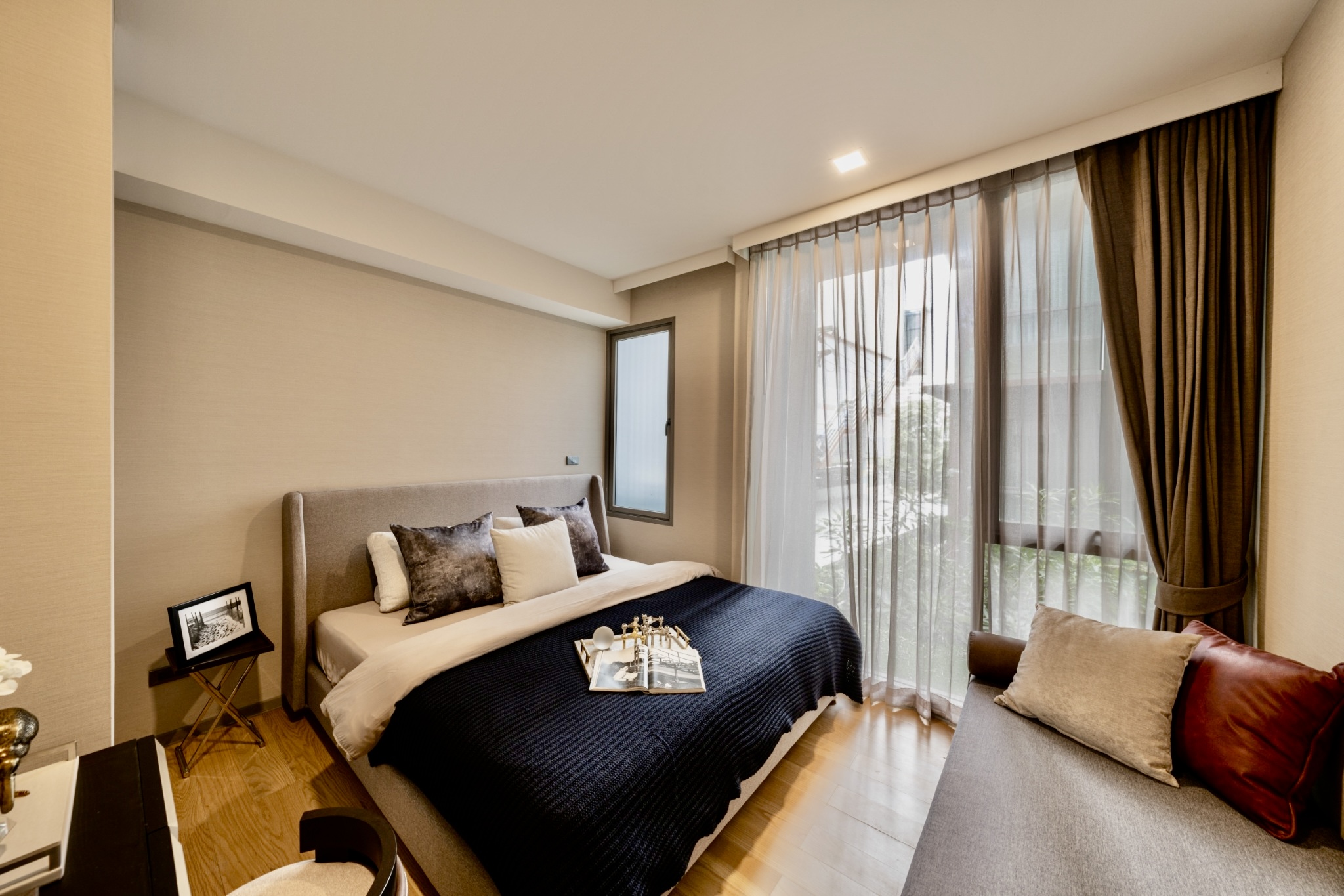 Cozy Two-Bedroom Condo in Sukhumvit 31 – For Rent