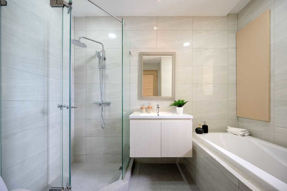 Spacious Renovated Condo for Sale in Thonglor – 2 Bedrooms, High Floor, 90.15 SQM