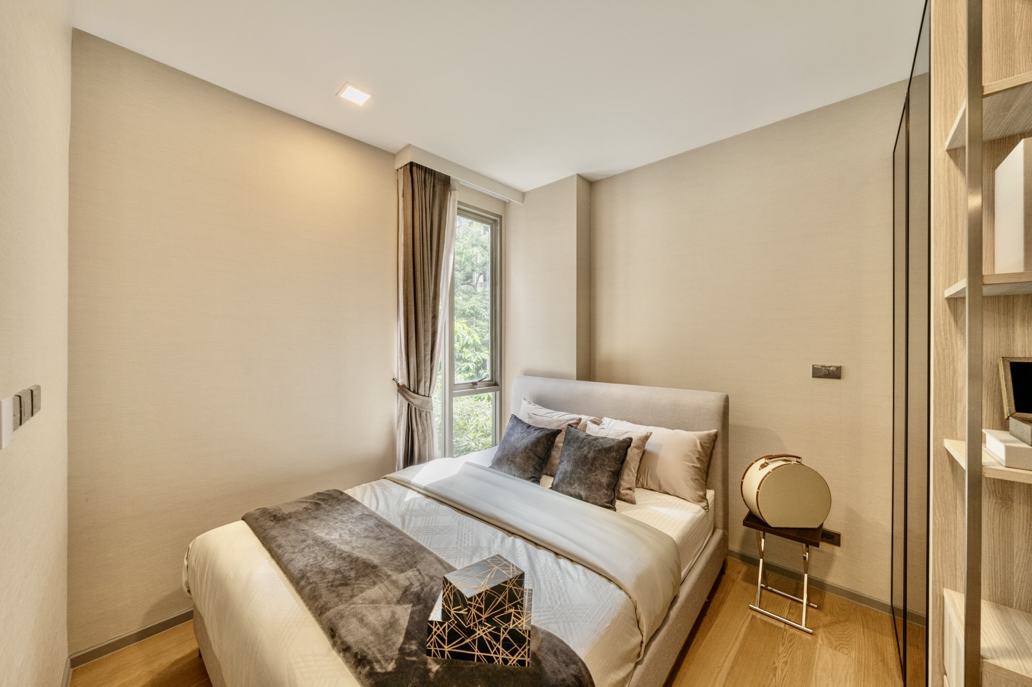 Cozy Two-Bedroom Condo in Sukhumvit 31 – For Rent