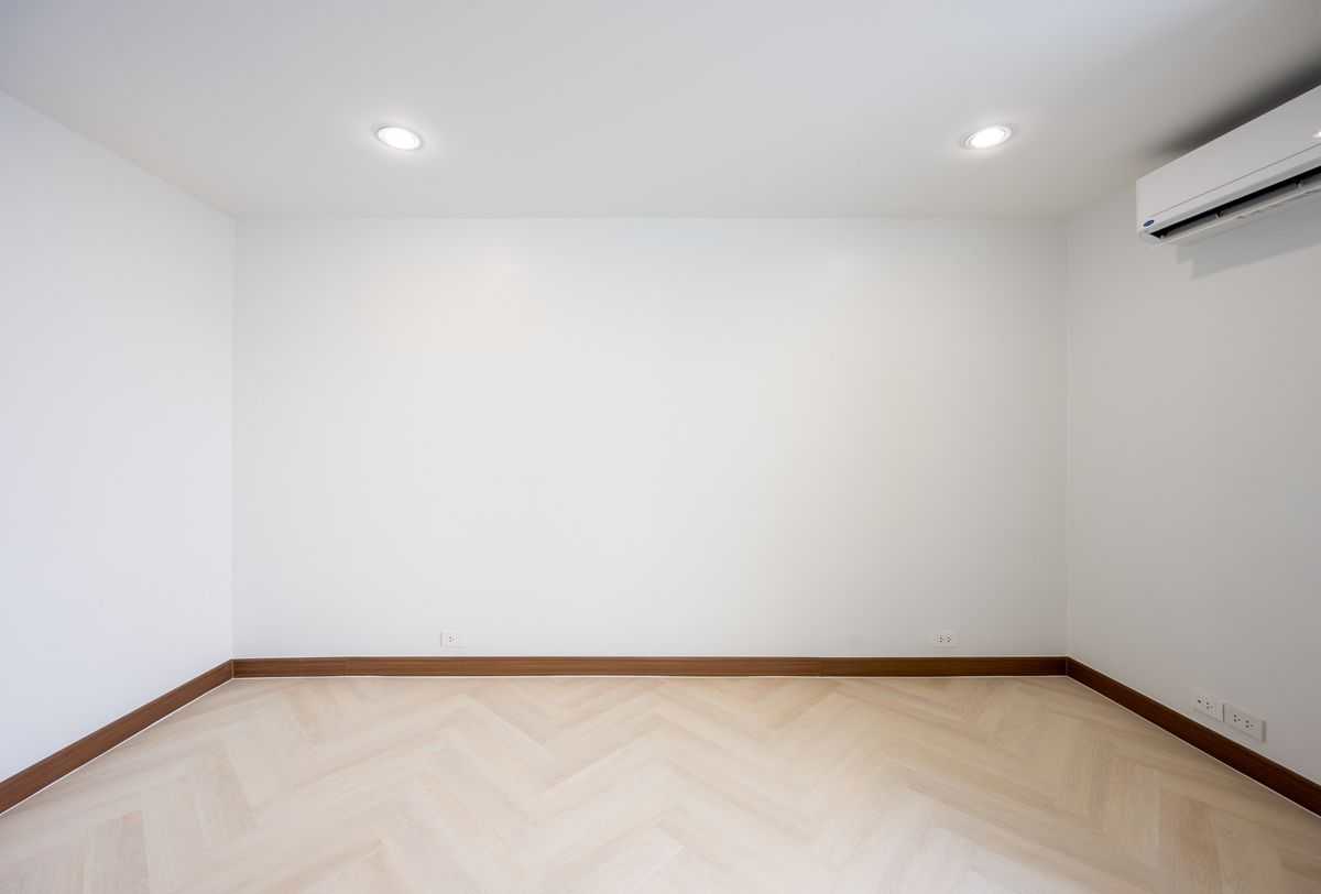 Spacious Renovated Condo in the Heart of Thonglor – House-Like Living in the Sky