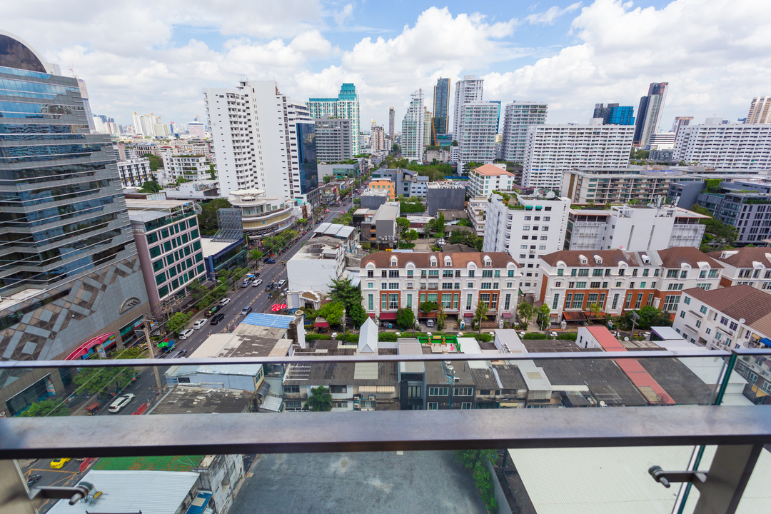 Stunning One Bedroom Condo at Khun by Yoo, Thong Lor