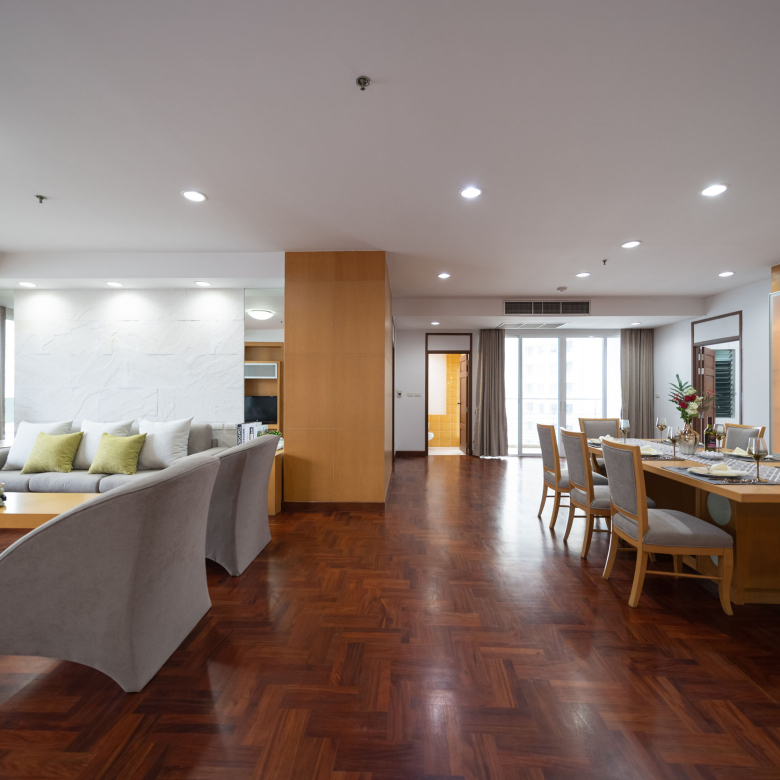 Luxury 3-Bedroom Apartment Sukhumvit 24 for Rent | 250 SQM