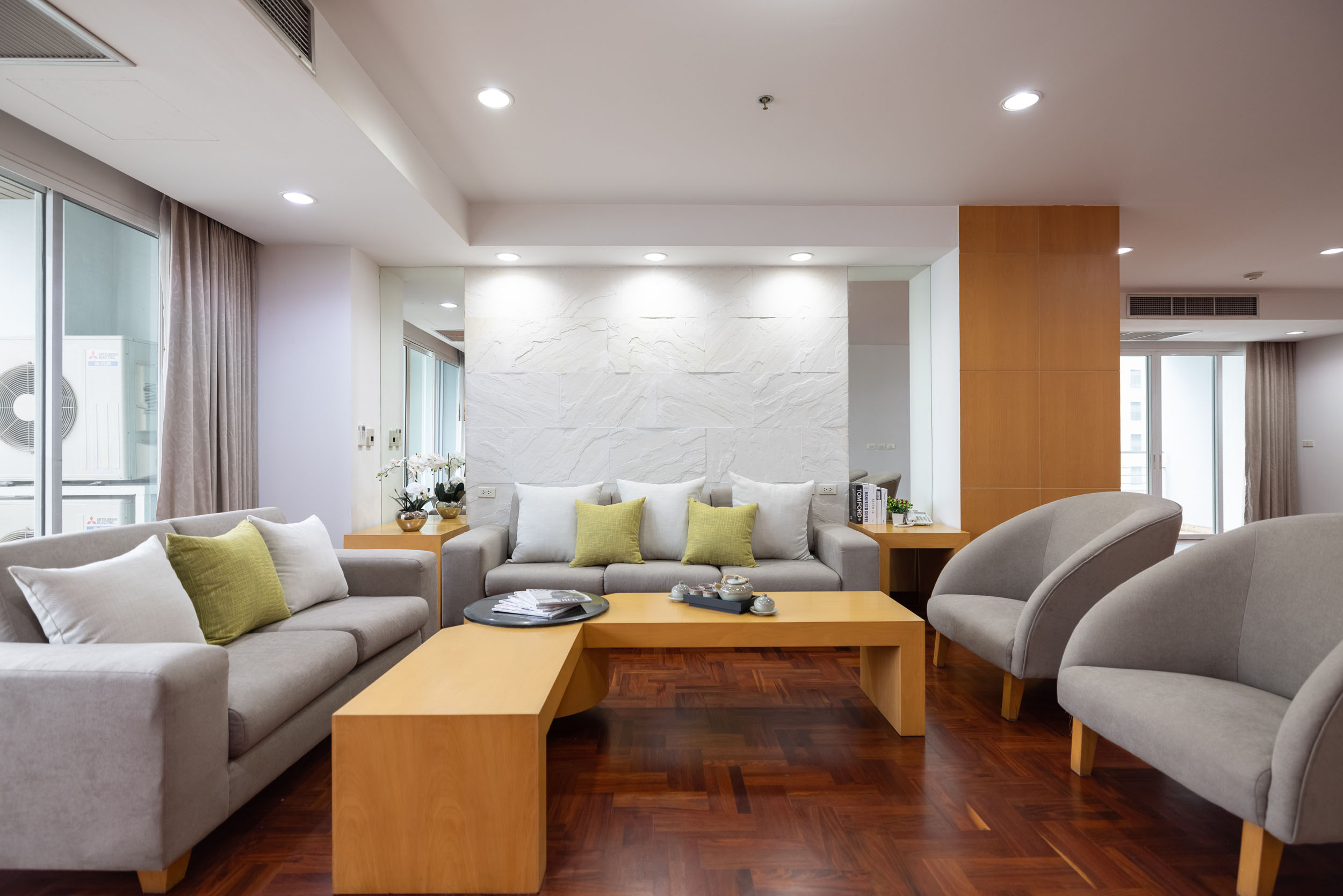 Luxury 3-Bedroom Apartment Sukhumvit 24 for Rent | 250 SQM
