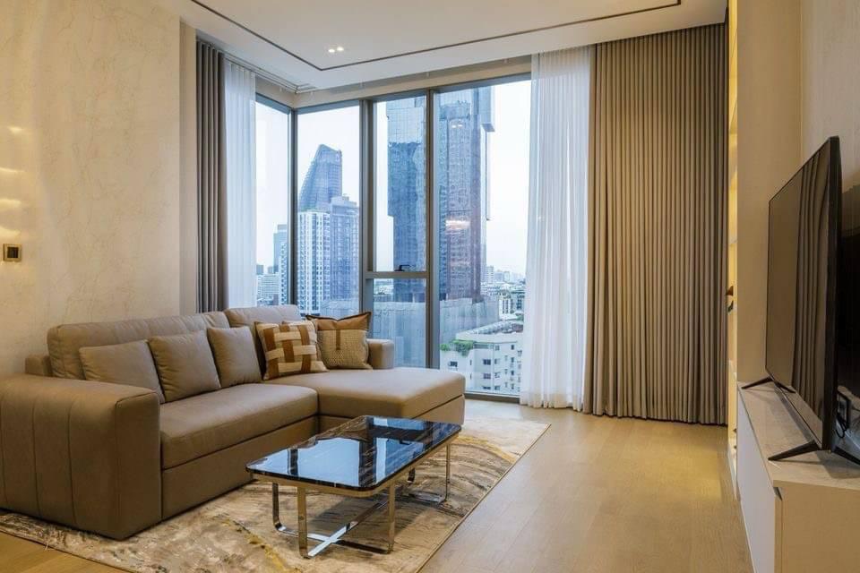 Super Luxury 2-Bedroom Corner Unit with City View | 95 sqm | 50m to BTS Thonglor