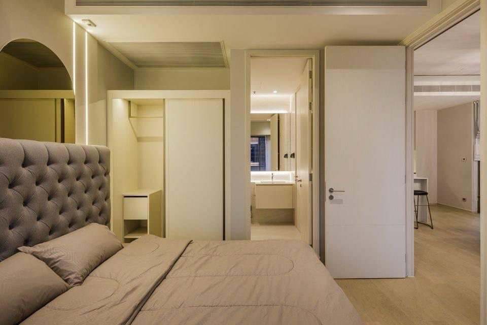 Super Luxury 2-Bedroom Corner Unit with City View | 95 sqm | 50m to BTS Thonglor