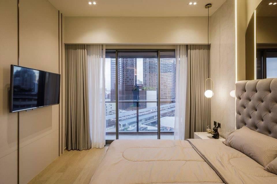 Super Luxury 2-Bedroom Corner Unit with City View | 95 sqm | 50m to BTS Thonglor