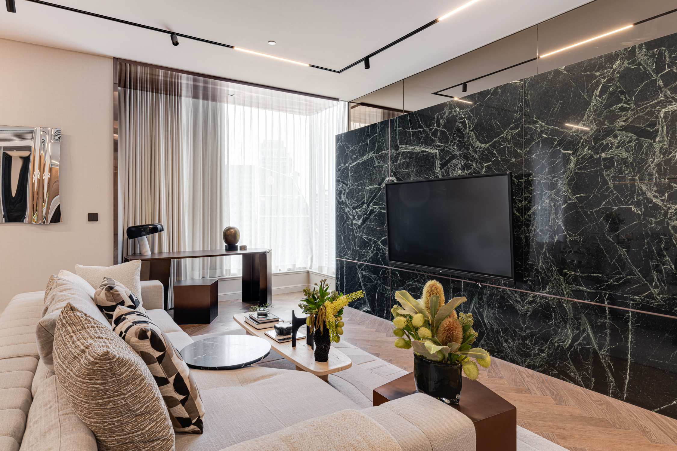 Luxury 2 Bedroom Condo for Sale in Thonglor | 128 Sqm | Prime Sukhumvit