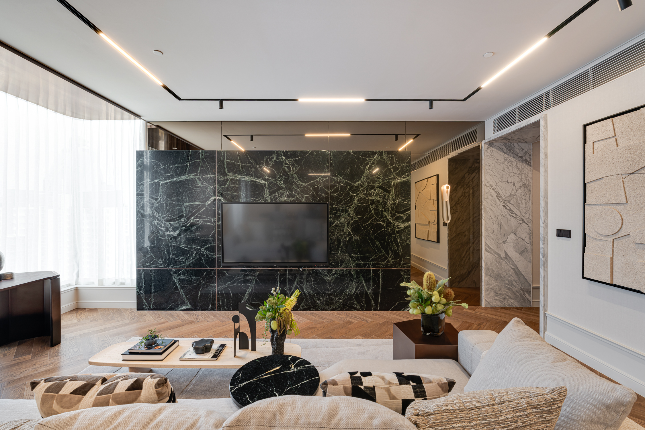 Luxury 2 Bedroom Condo for Sale in Thonglor | 128 Sqm | Prime Sukhumvit