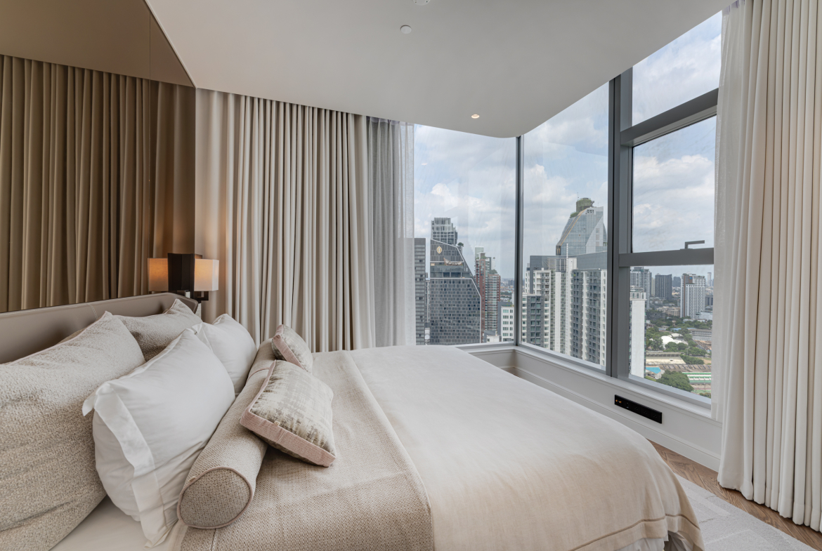 Luxury 2 Bedroom Condo for Sale in Thonglor | 128 Sqm | Prime Sukhumvit