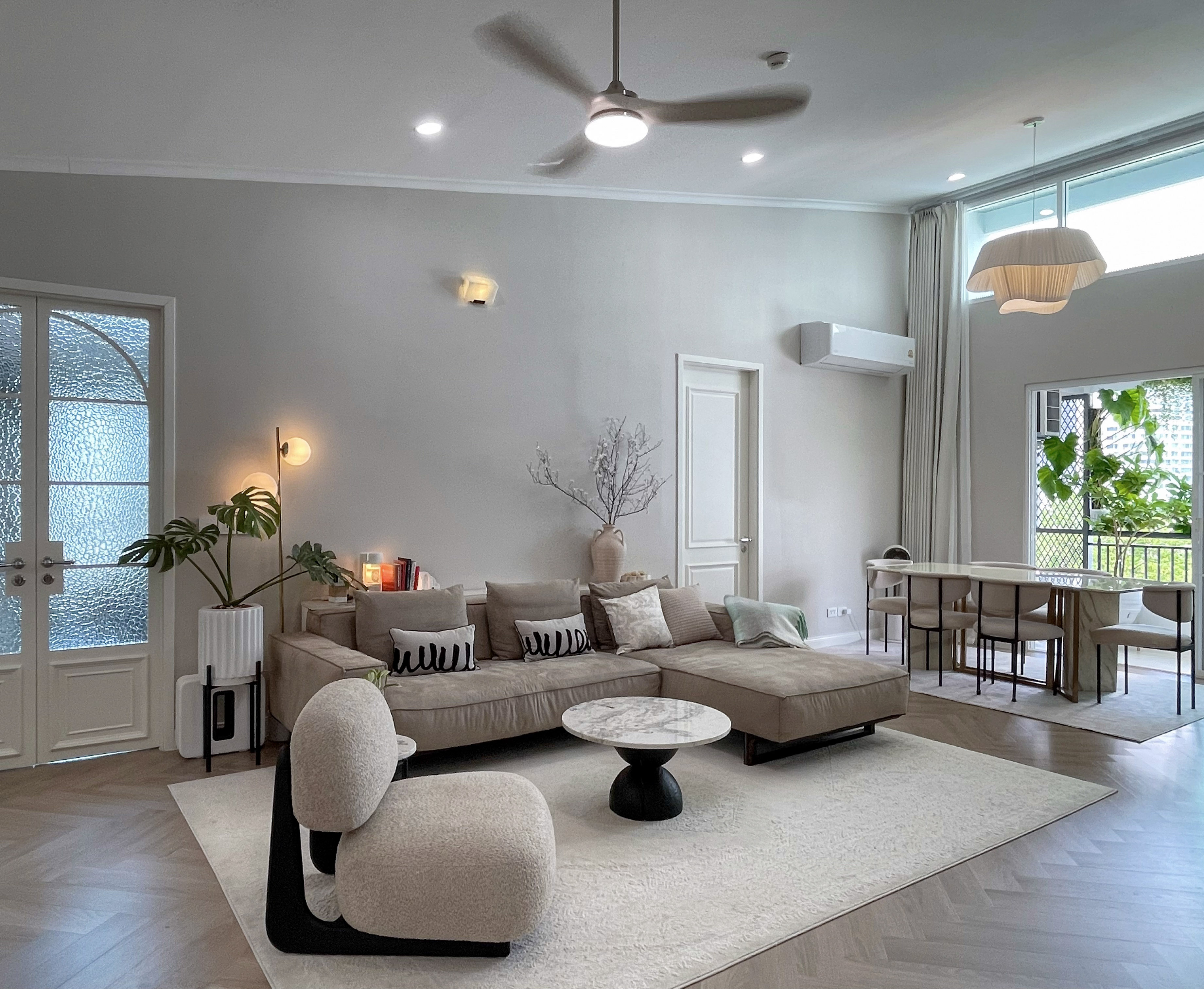 Penthouse 120 SQM Sukhumvit 61 Near BTS Ekkamai
