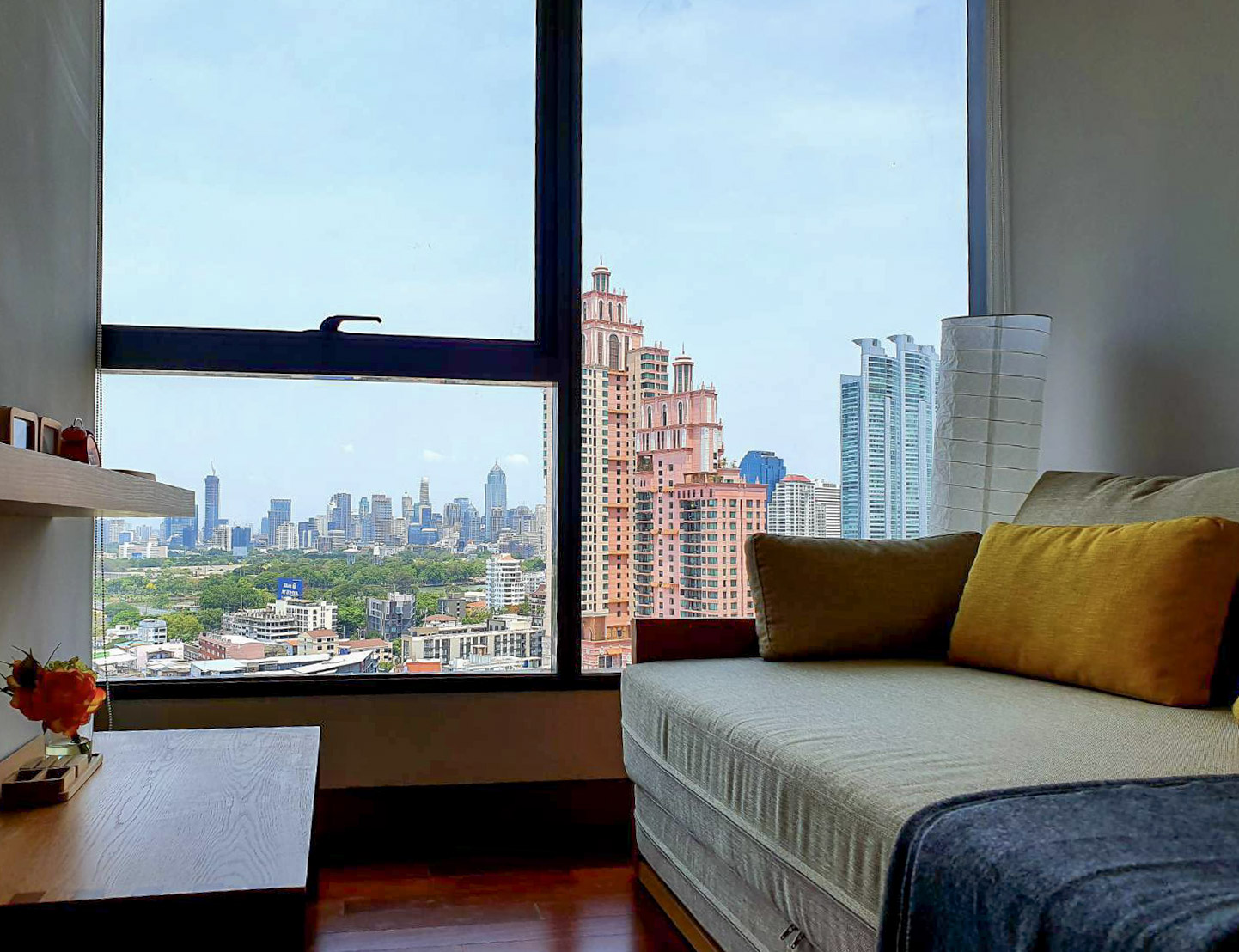 Lumpini 24 Sukhumvit Condo Near BTS Phrom Phong