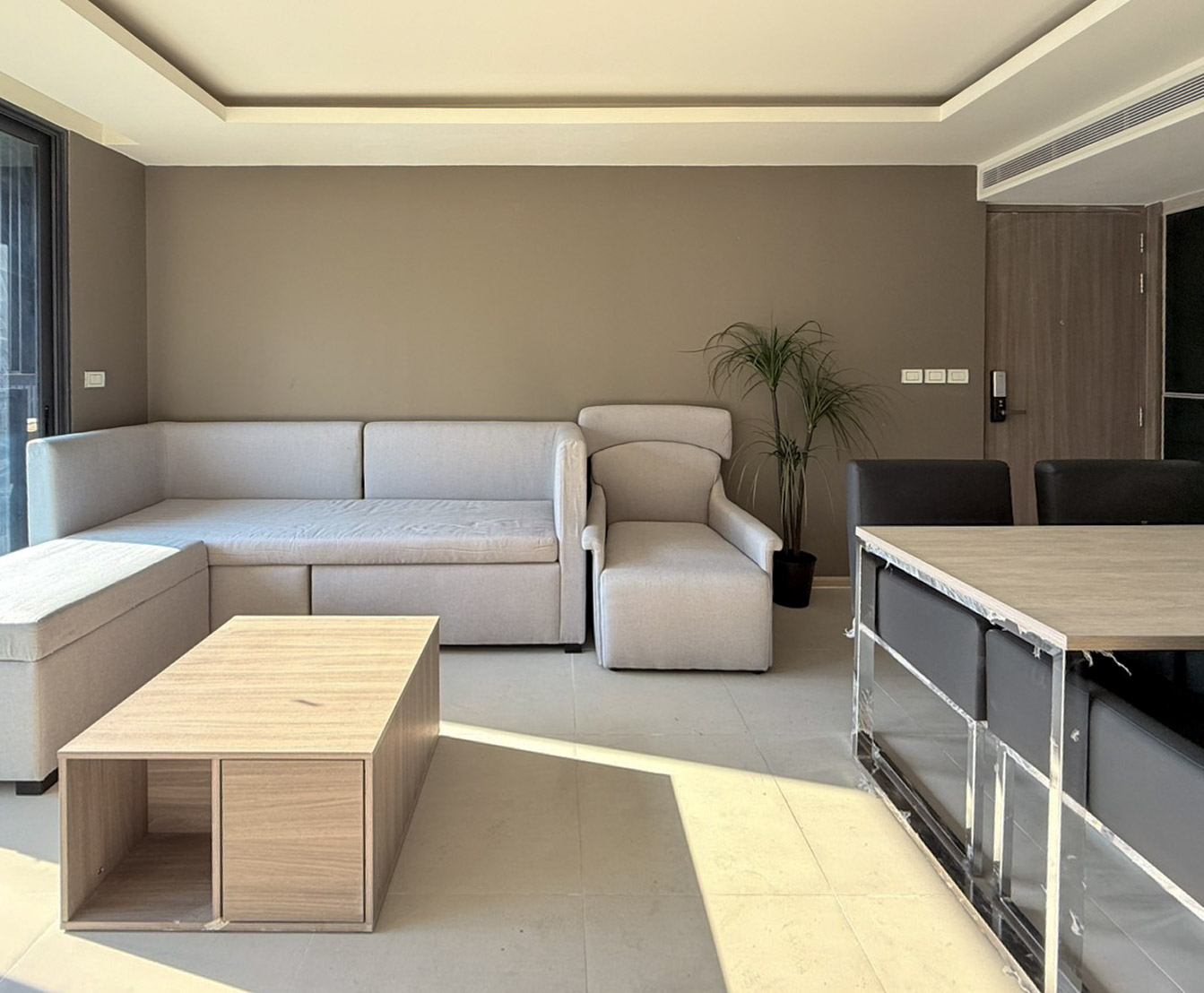 Urbitia 2BR Condo for Rent Sukhumvit 36 Near BTS Thonglor