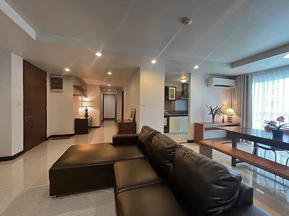 Avenue 61 Condo for Rent | 2BR Near BTS Ekkamai