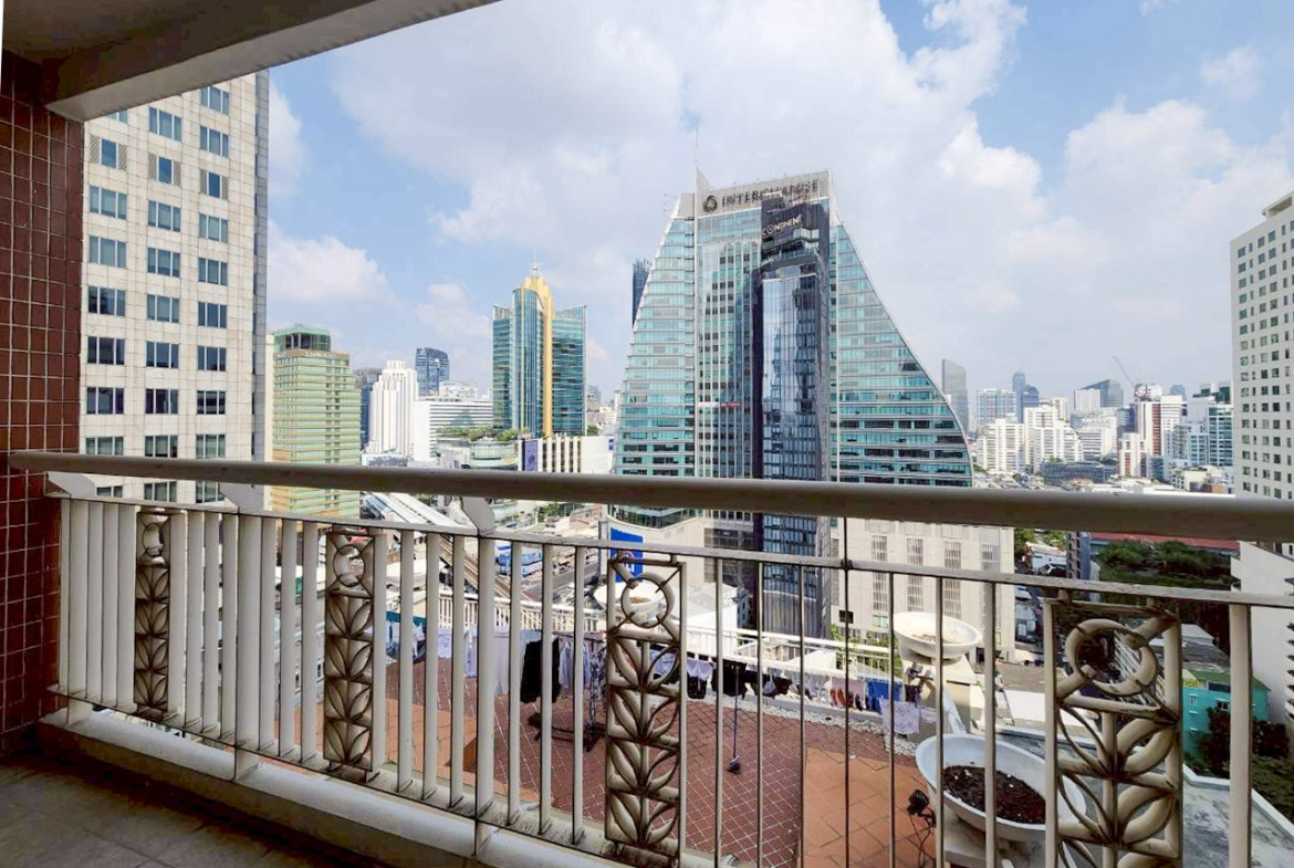 Luxury Penthouse for Rent near BTS Asoke Bangkok