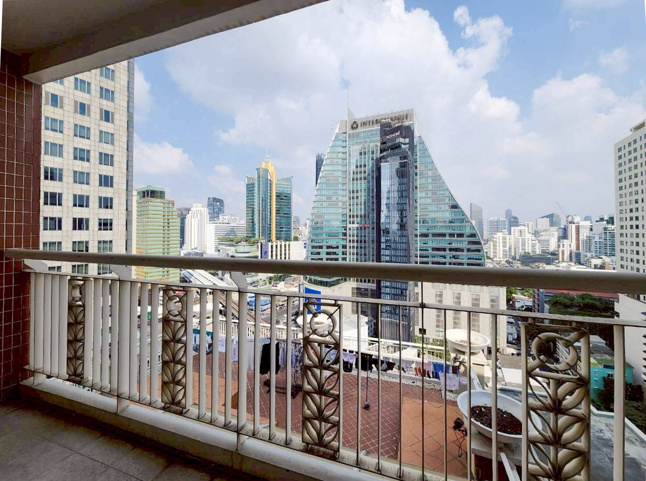 View 1 Luxury Penthouse for Rent near BTS Asoke Bangkok
