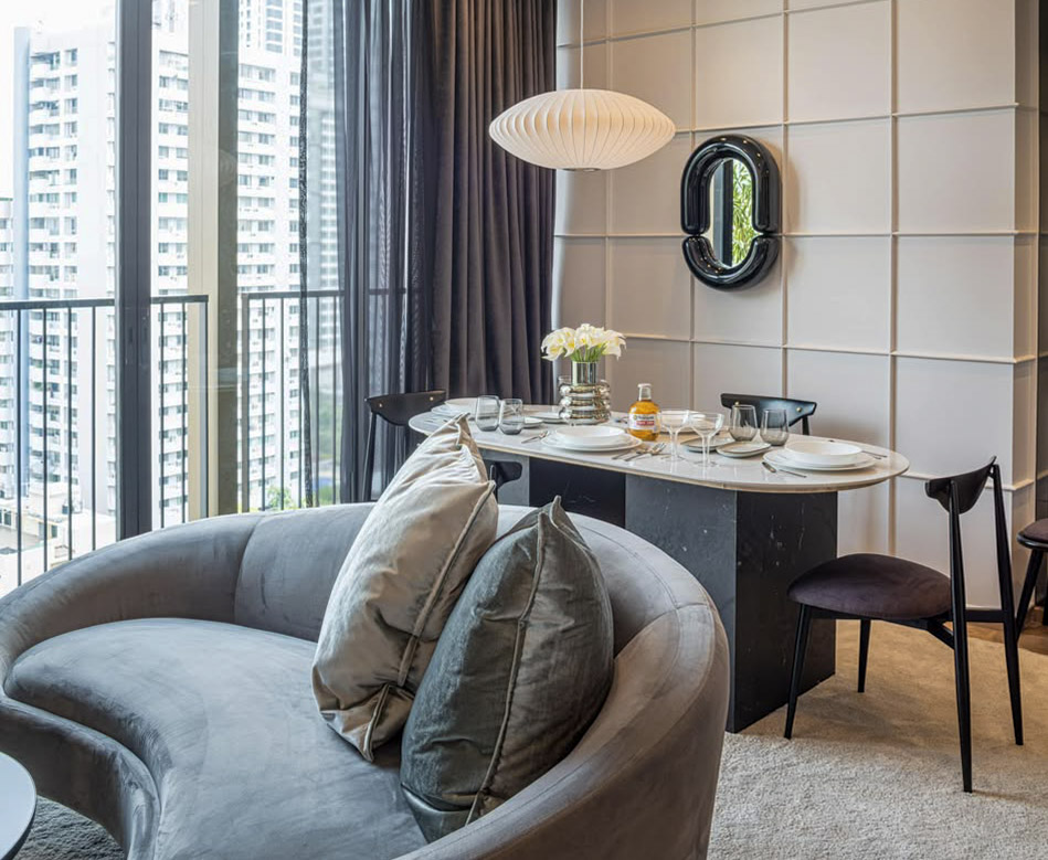 Noble Around 33 2BR 55 SQM near BTS Phrom Phong Rent