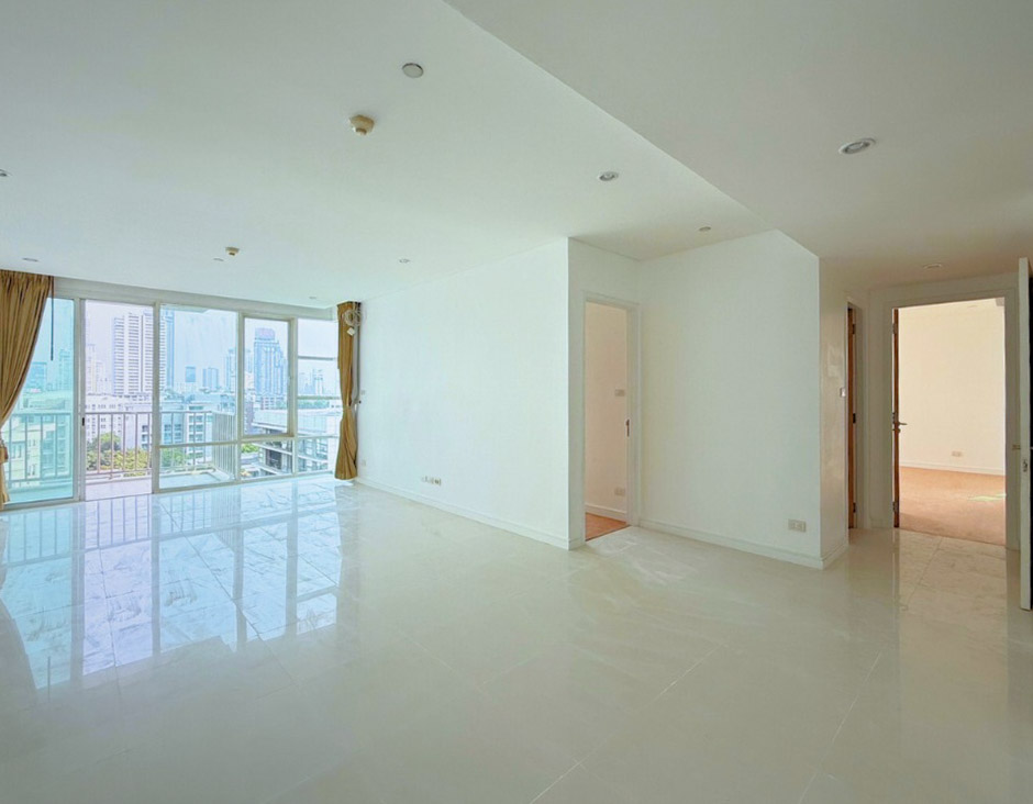 Fullerton Sukhumvit 105.35 SQM | High Yield Condo with Tenant