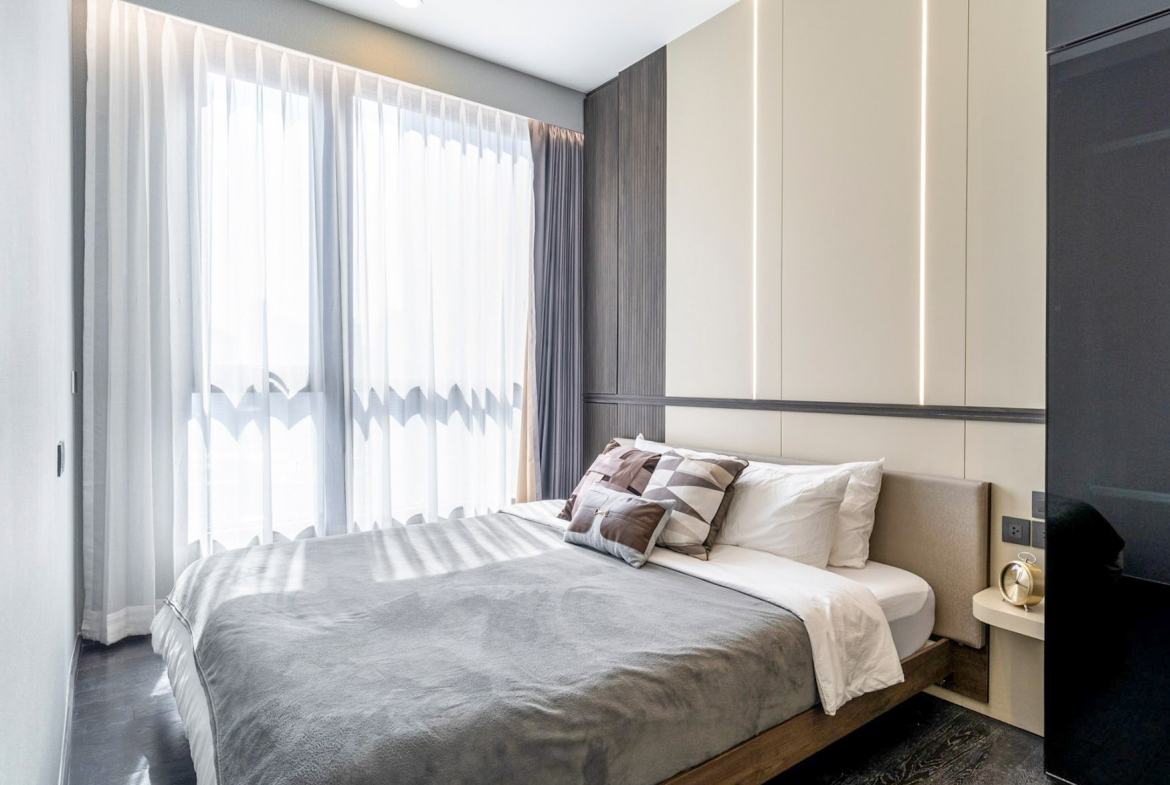 Park Origin 65.53 SQM Thonglor 2BR Condo | High Floor Corner