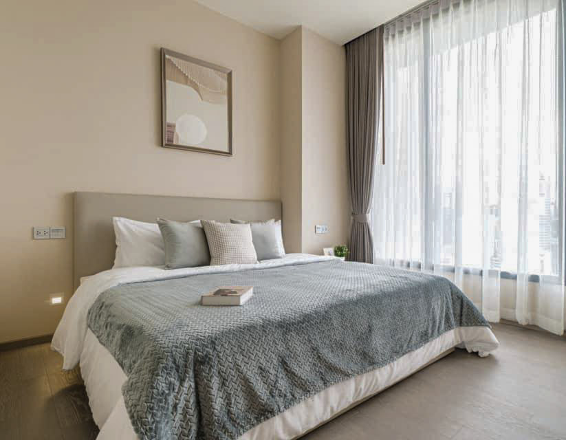 The Esse Asoke 47 SQM 1BR Condo | Rent Near BTS Asoke