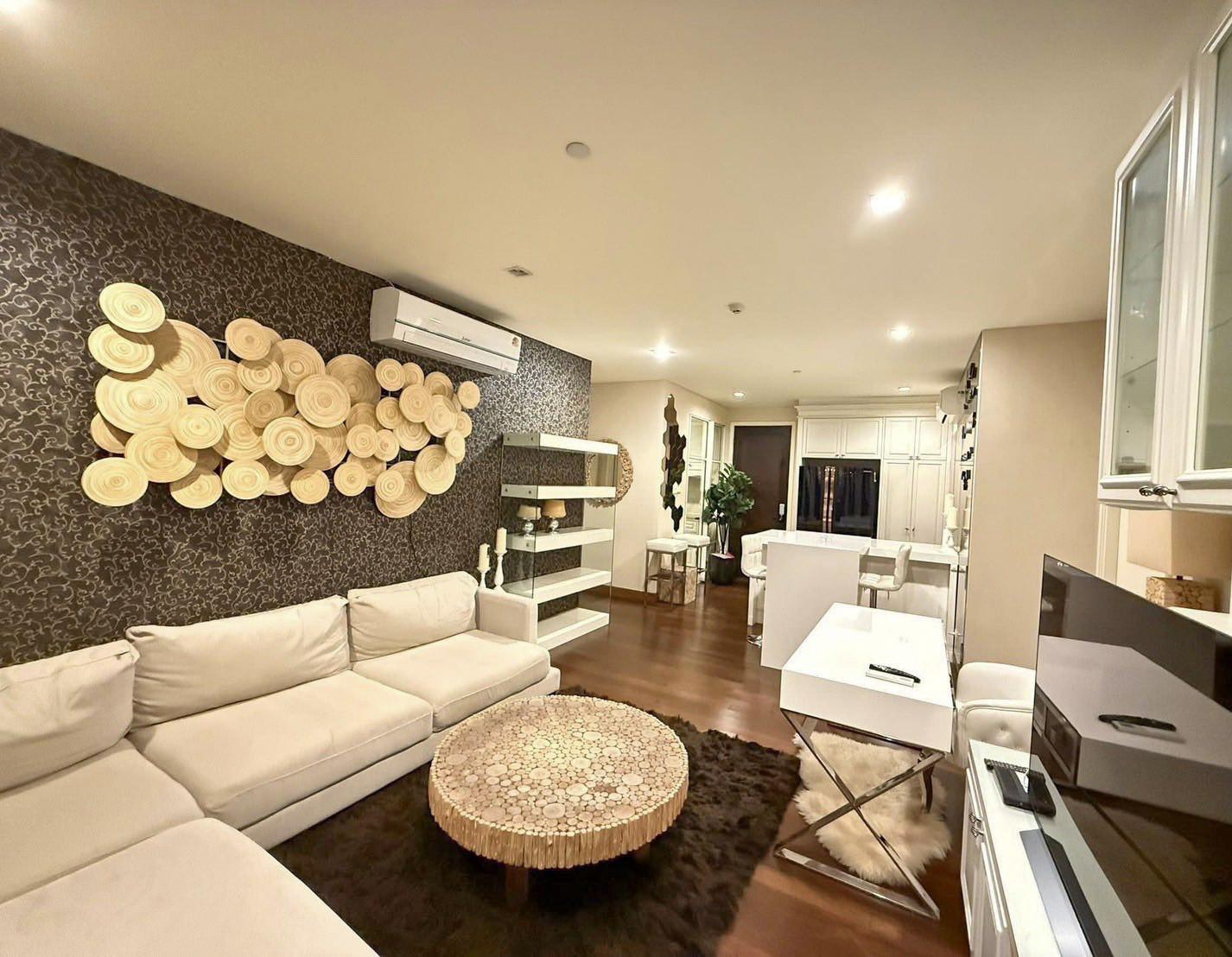 IVY Thonglor 85.91 SQM 2BR Condo | Private High Floor Unit