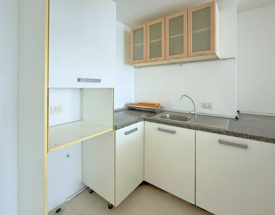 Fullerton Sukhumvit 105.35 SQM | High Yield Condo with Tenant