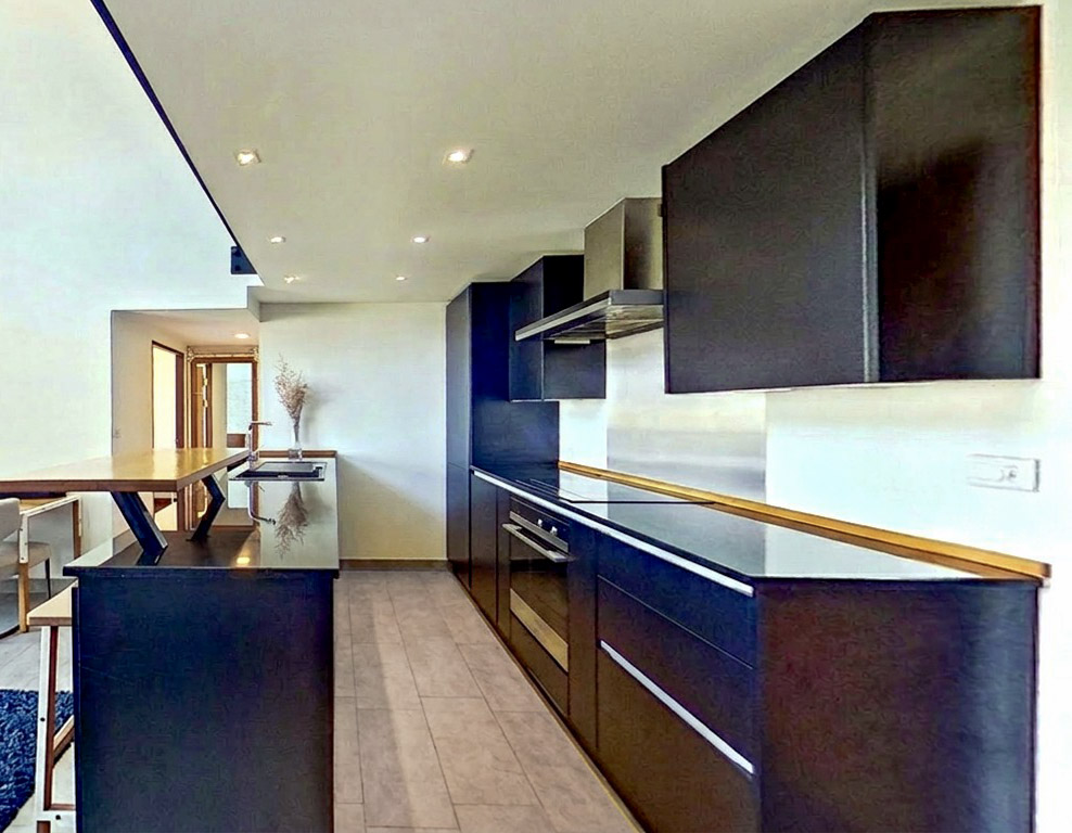 DLV Condo Duplex 2BR 110 SQM for Rent near BTS Thonglor