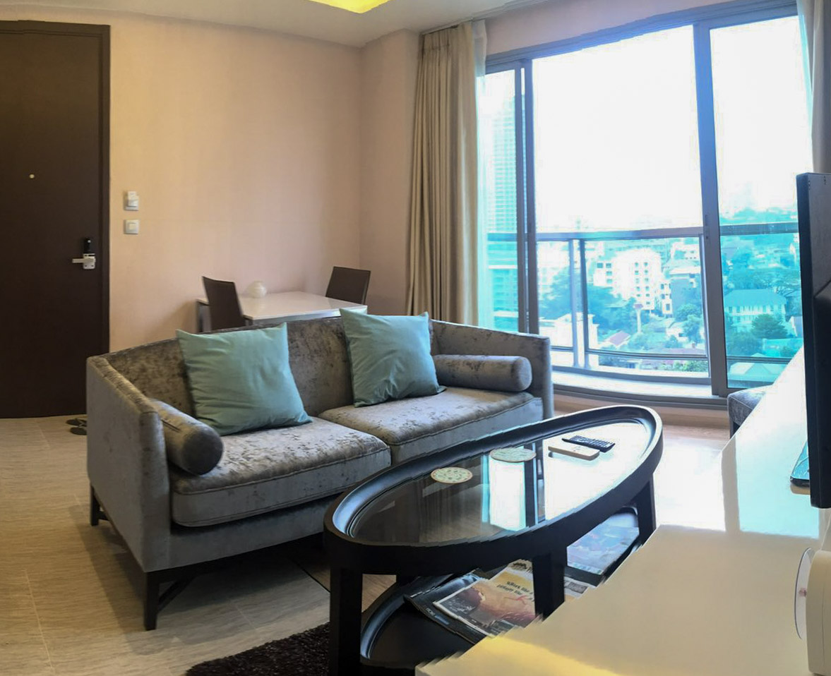H Sukhumvit 43 Condo 45 SQM near BTS Phrom Phong
