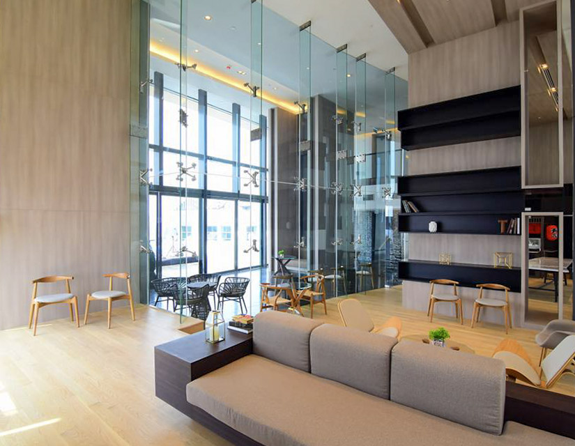 The Lumpini 24 2BR Condo 54.3 SQM | Near BTS Phrom Phong