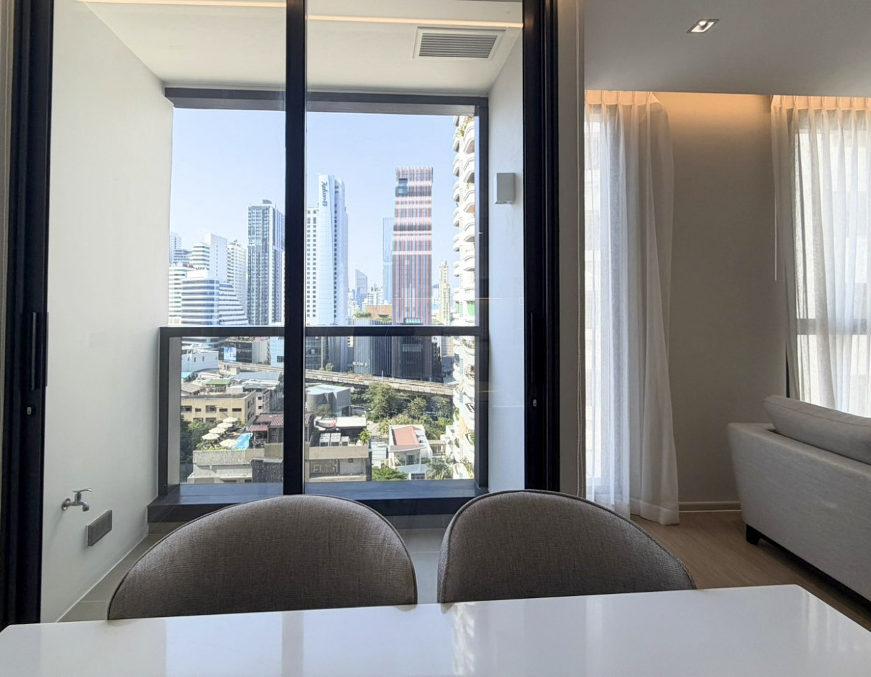 666227788_3078816242310451_3981790672297027300_n 2BR Condo 106 SQM Sukhumvit 20 Near BTS Asoke | High Floor